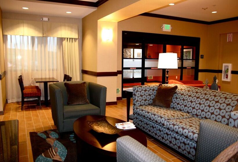 Hampton Inn & Suites Folsom