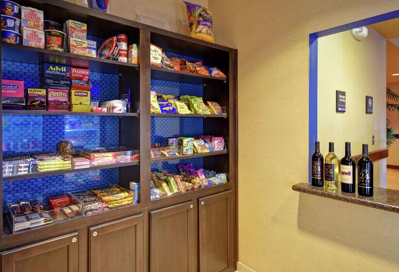 Hampton Inn & Suites Folsom