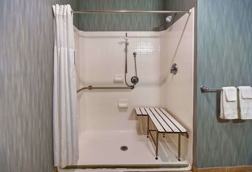 Hampton Inn & Suites Folsom