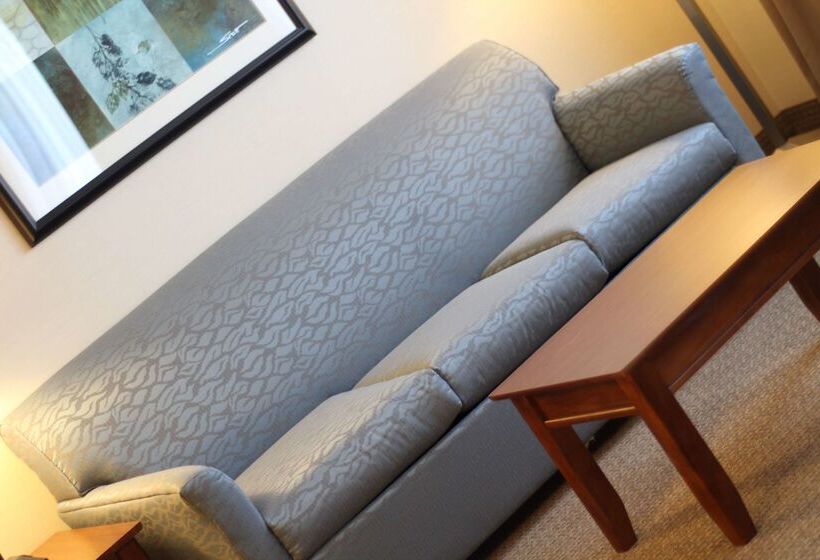 Hampton Inn & Suites Folsom