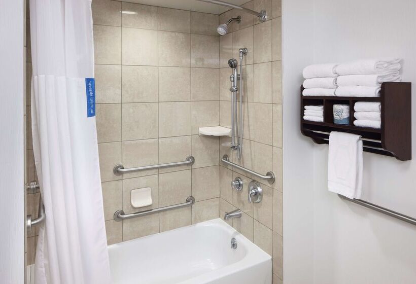 Hampton Inn & Suites Oklahoma City Bricktown