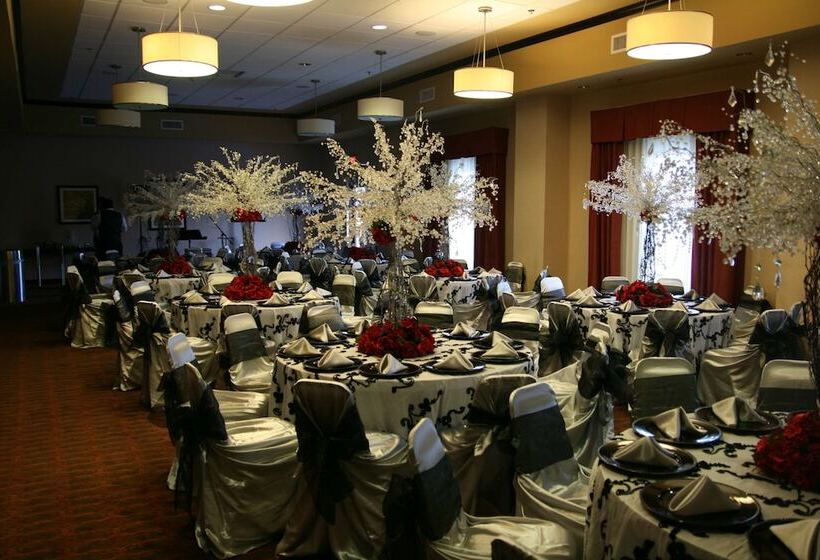 Hampton Inn & Suites Mission