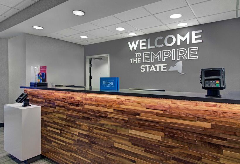 Hampton Inn & Suites Syracuse Dewitt