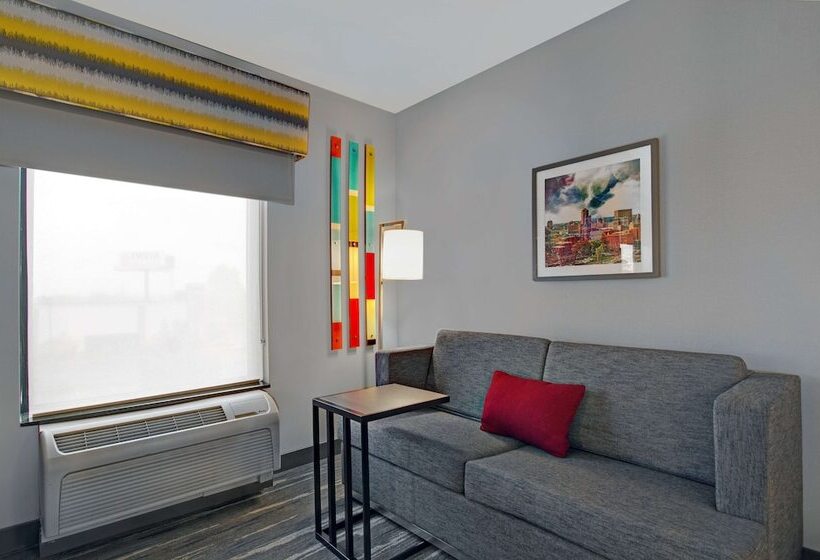 Hampton Inn & Suites Syracuse Dewitt