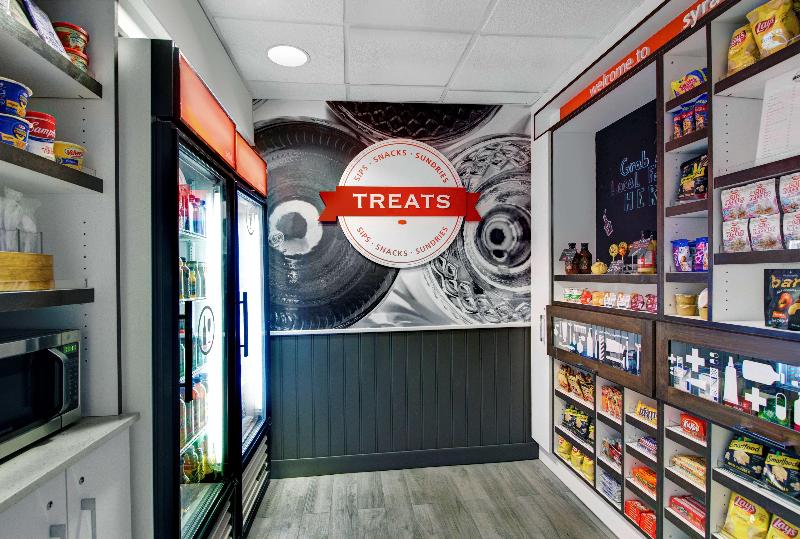 Hampton Inn & Suites Syracuse Dewitt