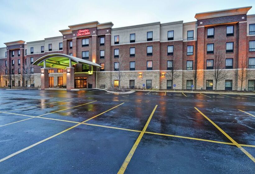 Hampton Inn & Suites Detroit Canton