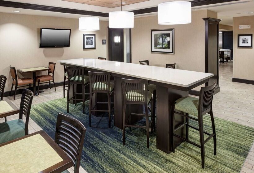Hampton Inn & Suites Gainesvilledowntown