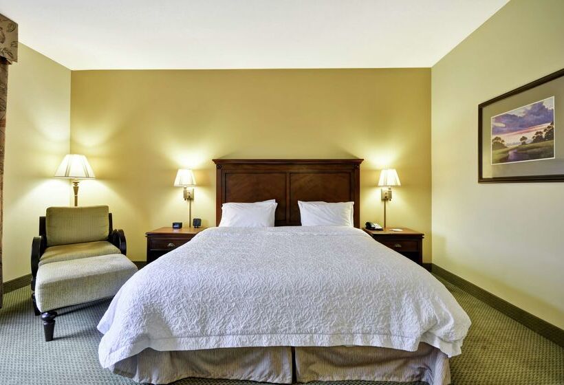 Hampton Inn & Suites North Charlestonuniversity Blvd