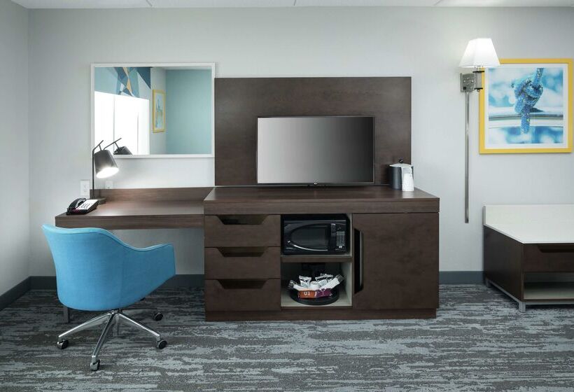 Hampton Inn & Suites Panama City Beach Pier Park Area