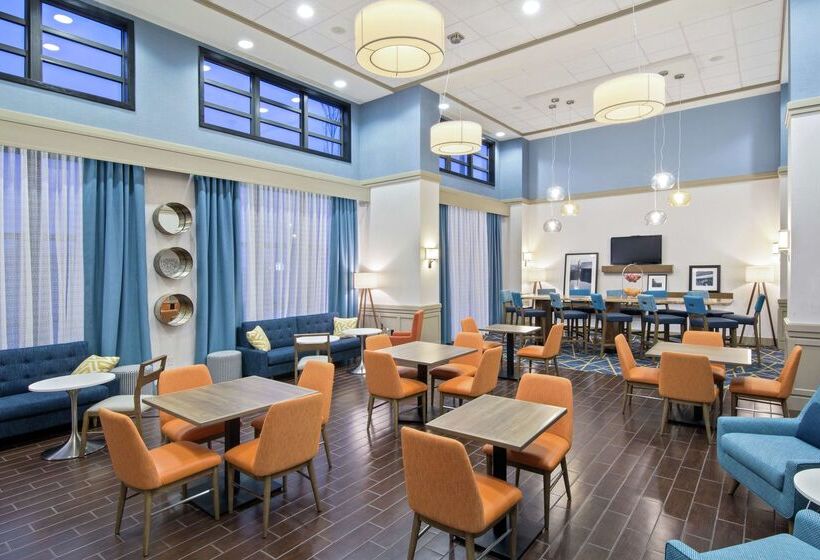 Hampton Inn & Suites Spokane Valley