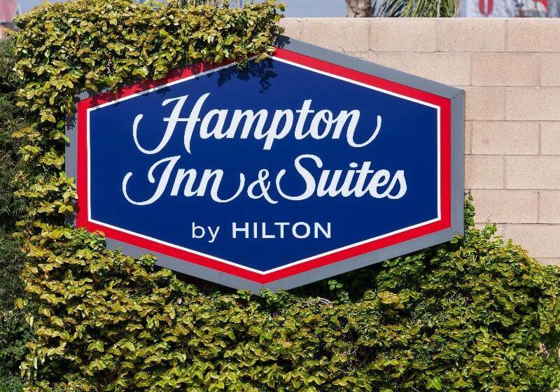 Hampton Inn & Suites Tulare