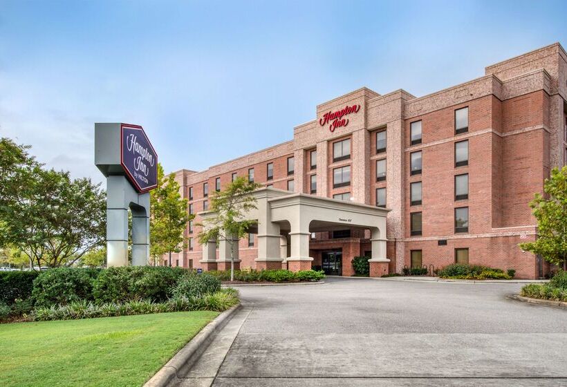 Hampton Inn Wilmingtonuniversity Area/smith Creek Station