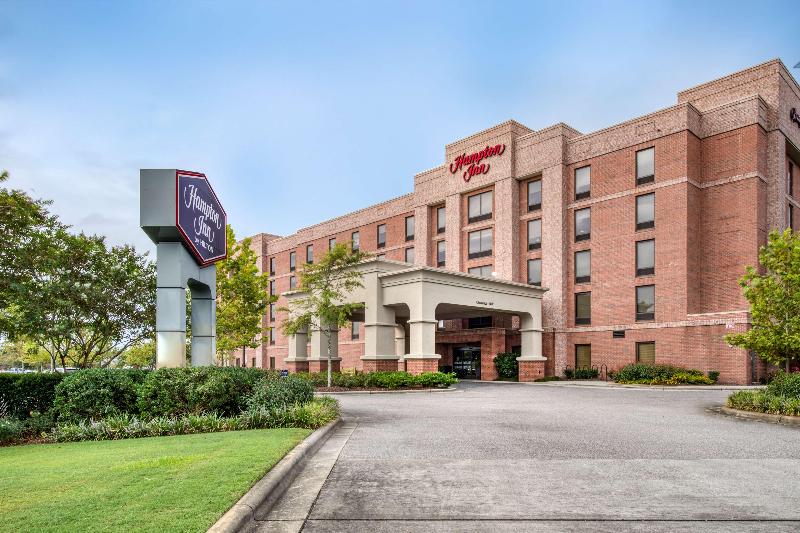 Hampton Inn Wilmingtonuniversity Area/smith Creek Station