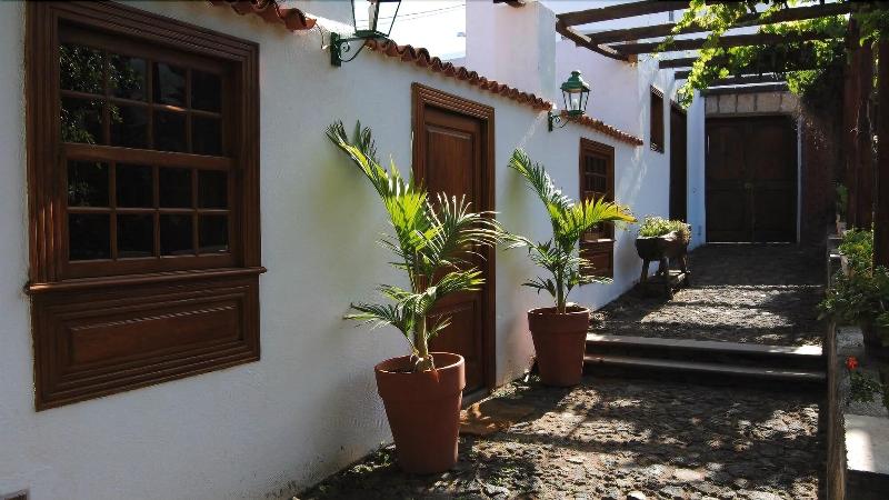 Homelike Century Nature House