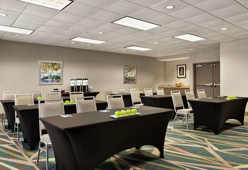 Homewood Suites By Hilton Fort Myers Airport/fgcu