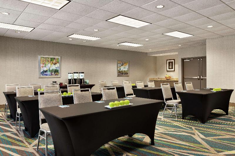 Homewood Suites By Hilton Fort Myers Airport/fgcu
