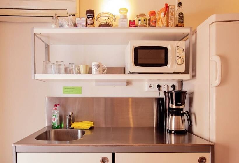 فندق فئة نجمة واحدة Serramar