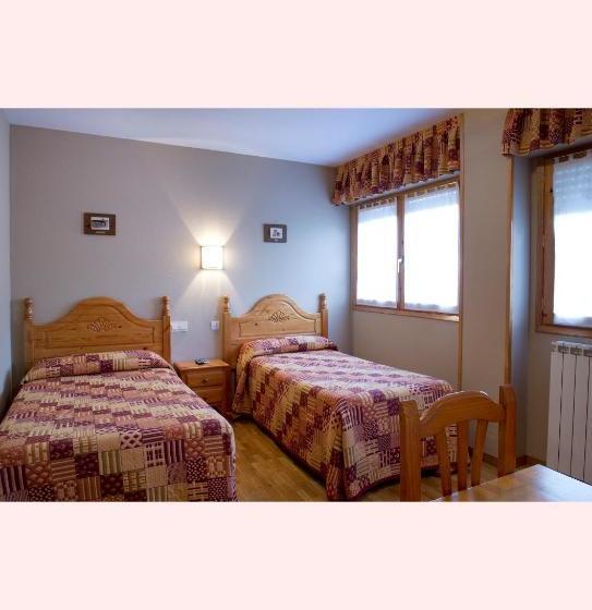 Hostal Valle De Tena