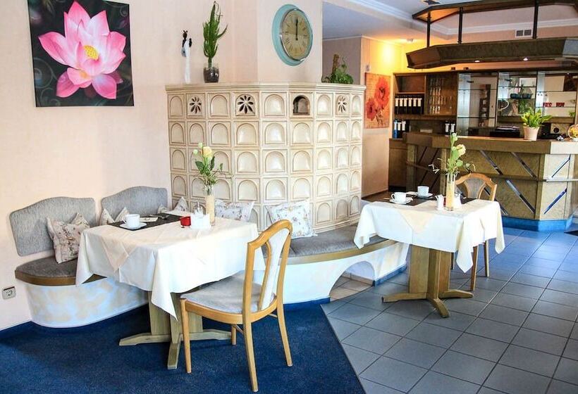 Отель Am Rosenbad