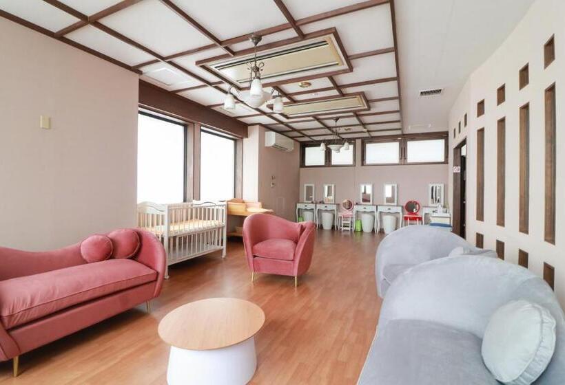 فندق Angel Grandia Echigo Nakazato