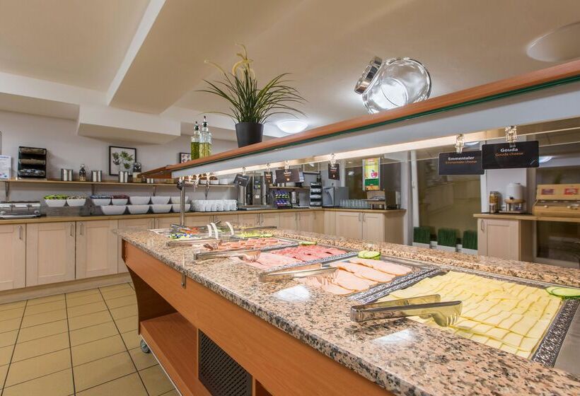 هتل a&o Dortmund Hauptbahnhof