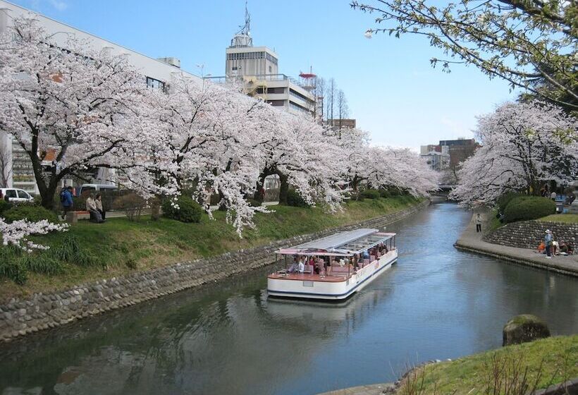 Apa Hotel Toyama Ekimae