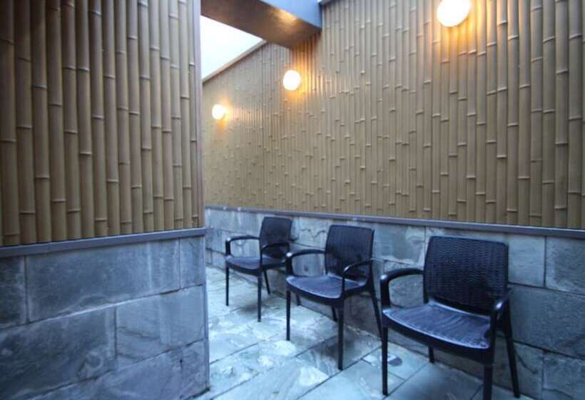 Apa Hotel Toyama Ekimae