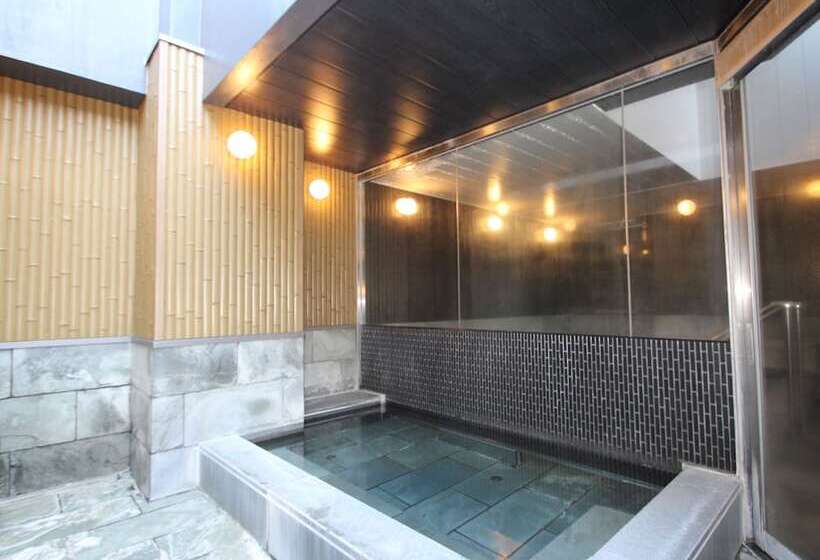 Apa Hotel Toyama Ekimae