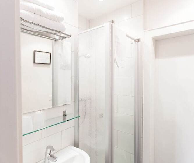 Arcade Hotel & Hostel Hamburg