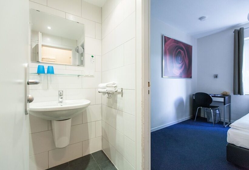 Arcade Hotel & Hostel Hamburg