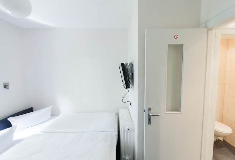 Arcade Hotel & Hostel Hamburg