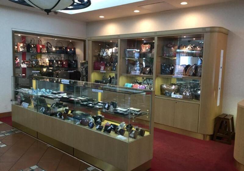 Отель Atollemerald Miyakojima