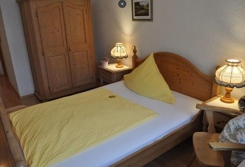 בית מלון כפרי & Restaurant Bei Hölzchen