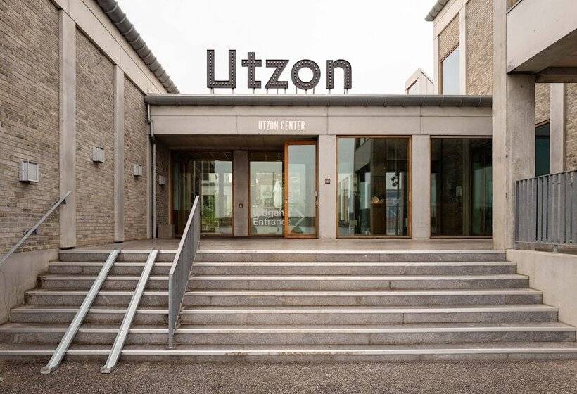 ホテル Cabinn Aalborg