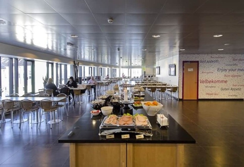 ホテル Cabinn Aalborg