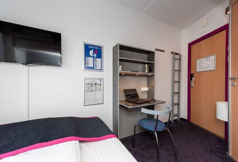 ホテル Cabinn Aalborg