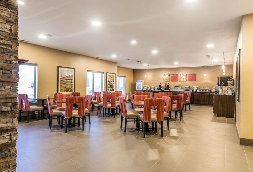 هتل Comfort Suites North