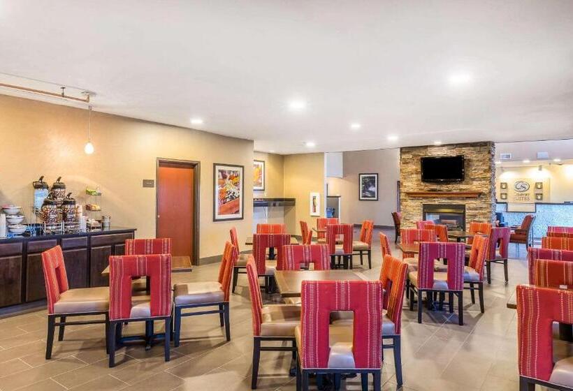 هتل Comfort Suites North