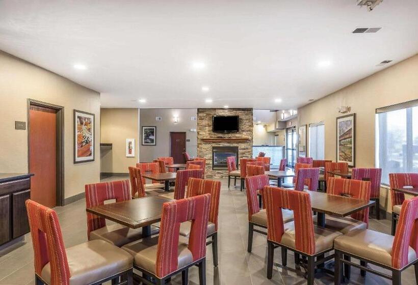 هتل Comfort Suites North