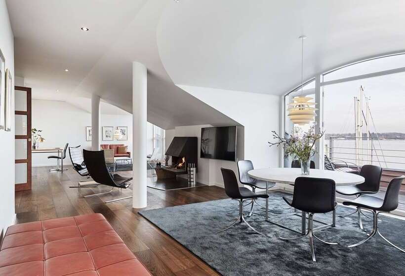 هتل Comwell Kongebrogaarden