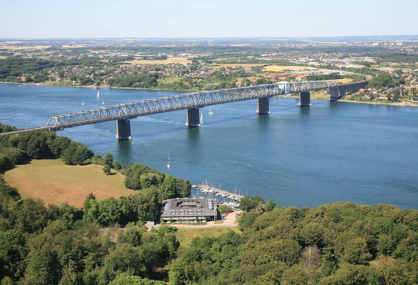 ホテル Comwell Kongebrogaarden