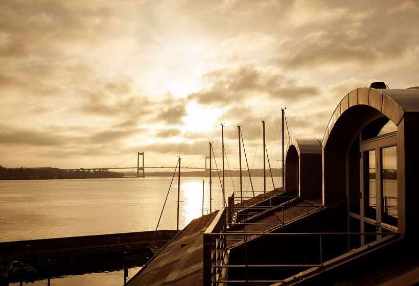 Отель Comwell Kongebrogaarden