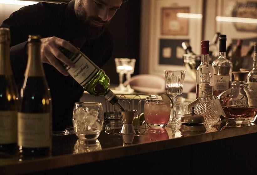 ホテル Comwell Kongebrogaarden