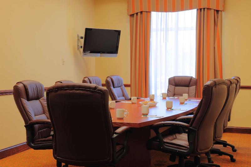 هتل Country Inn & Suites By Radisson, Savannah Airport, Ga