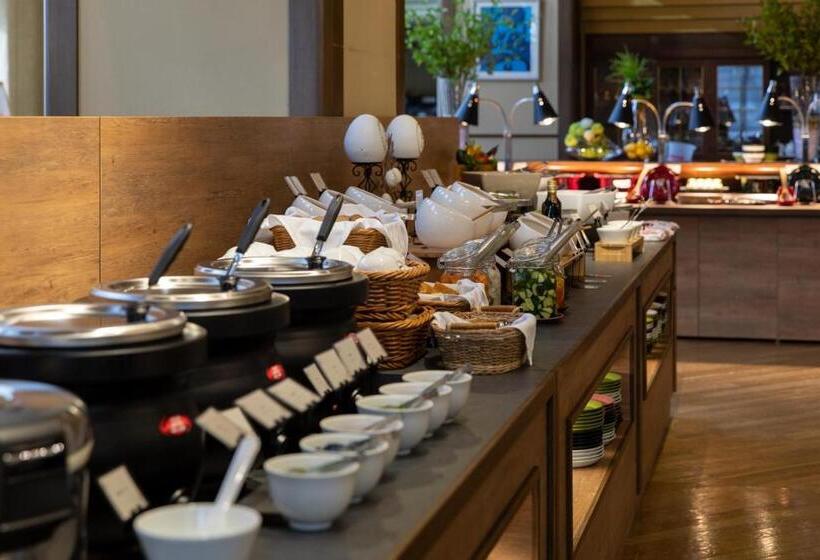 Отель Crescent Asahikawa