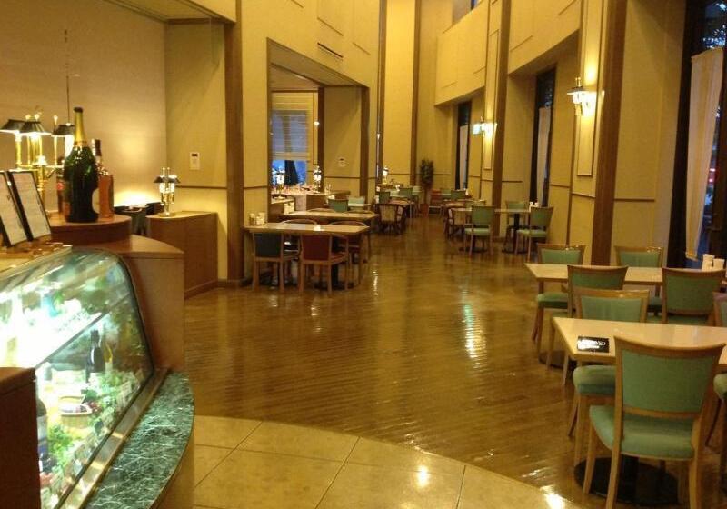 Отель Crescent Asahikawa