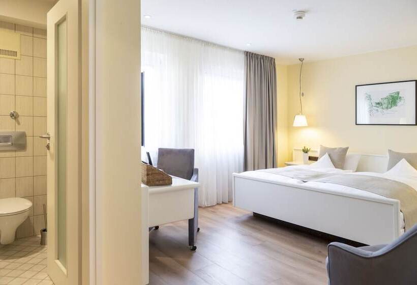 هتل Deutscher Hof