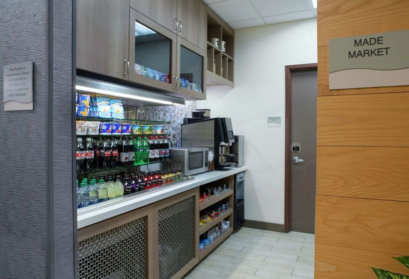 Doubletree By Hilton Hotel Biloxi