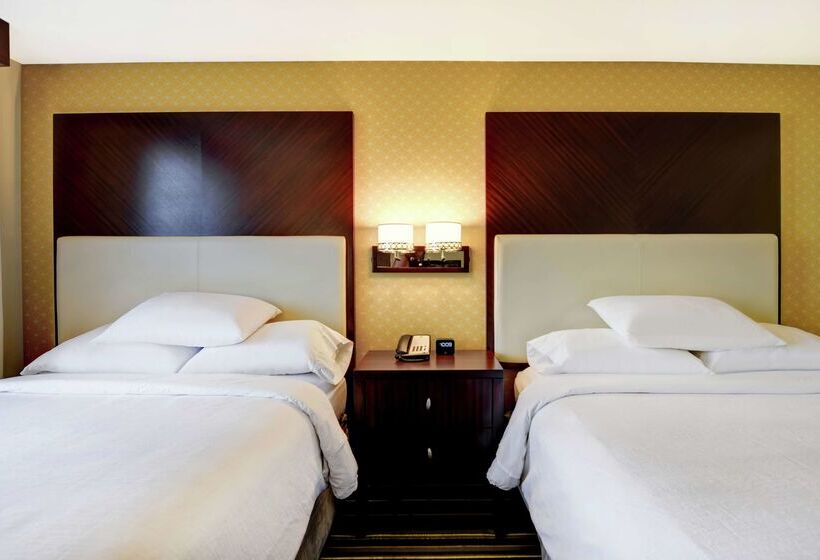 هتل Embassy Suites By Hilton Savannah Airport