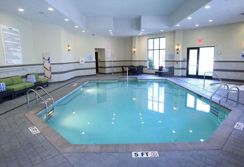 فندق Embassy Suites By Hilton Savannah Airport